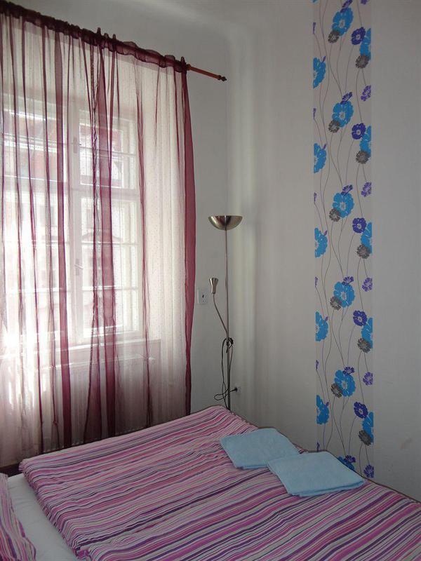 Tara 2* Praga